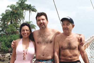 Angra03.jpg (30748 bytes)